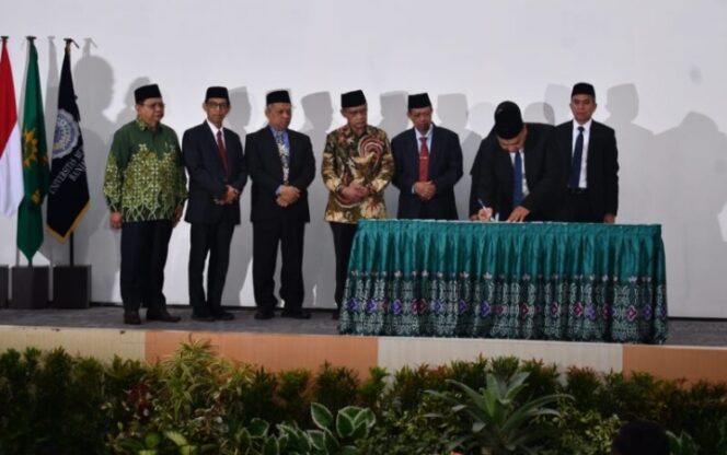 
					PP Muhammadiyah Lantik Rektor dan Wakil Rektor Universitas Muhammadiyah Banjarmasin