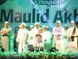 Perkuat Cinta Kepada Rasulullah, Notaris Hasbi Rahman SH., M.Kn. Gelar Maulid Akbar  Bersama Warga.