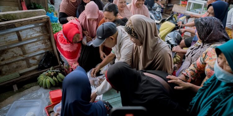 H. Bahsanuddin Blusukan ke Pasar Sudan Raya, Dorong Daya Beli Masyarakat