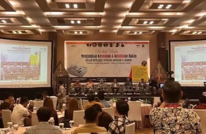 
					Bedah Buku ‘Mengungkap Kesalahan Dan Kehilapan Hakim Dalam Mengadili Perkara Mardani H Maming’ Pakar Hukum Sebut SK Bupati Tidak Langgar UU Minerba