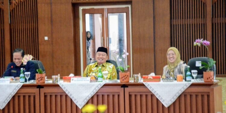 Menteri Lingkungan Hidup RI Pimpin Rakor Pengelolaan Sampah di Kalsel