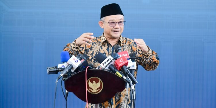 Pemerintah Kaji Kebijakan Pembelajaran Coding dan Evaluasi Kebijakan Zonasi PPDB