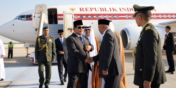 Usai Kunjungan ke London, Presiden Prabowo Tiba di Abu Dhabi