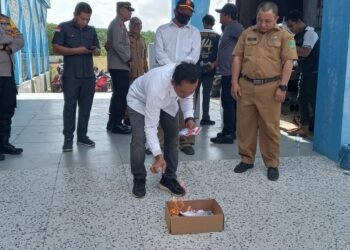 KPU Tanah Bumbu Musnahkan 22 Surat Suara Rusak Jelang Pilkada