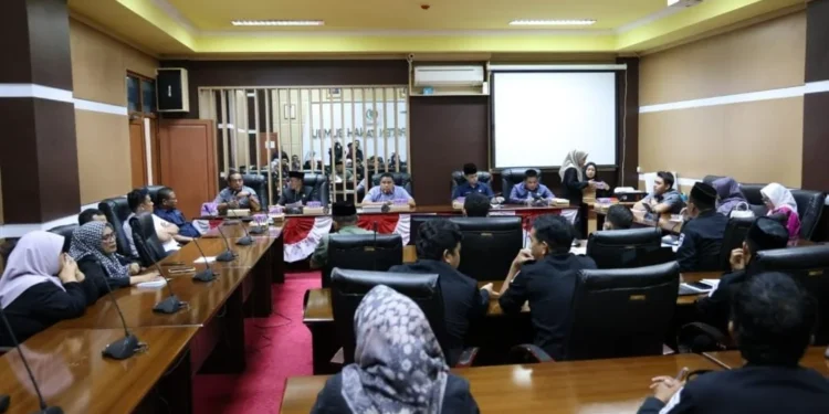Rapat Gabungan DPRD Tanah Bumbu Bahas Persiapan Reses