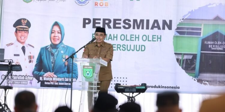 Bupati Zairullah Azhar Resmikan Rumah Oleh-Oleh Bersujud Khas Tanah Bumbu untuk Dukung UMKM dan Perekonomian Lokal