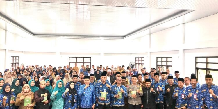 Penguatan SDSM di Batulicin, Bupati Berikan Nama Siti Khadija Pada Aula Kecamatan