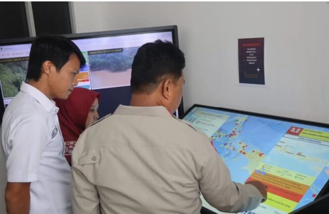 
					Komisi III DPRD Tanbu Tinjau Sarana dan Armada BPBD