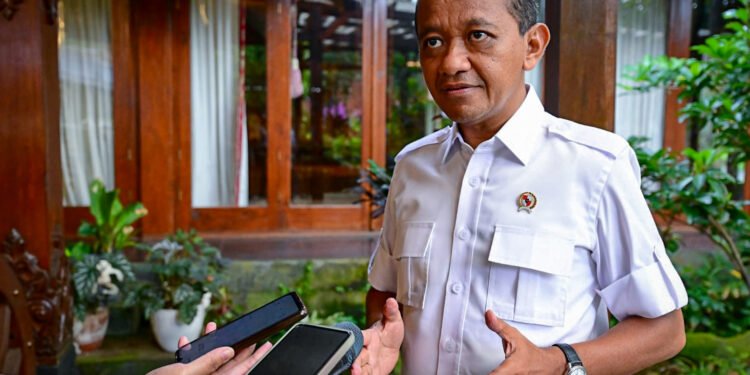 Minggu Siang, Presiden Prabowo Panggil Sejumlah Menteri ke Hambalang untuk Rapat Terbatas