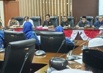 DPRD Tanah Bumbu Gelar Rapat Kerja Bahas Raperda Riset dan Inovasi Daerah