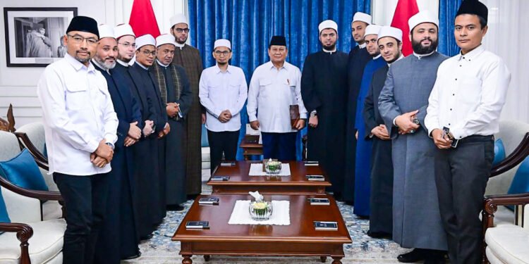 Presiden Prabowo Terima Kunjungan Ustaz Adi Hidayat dan Perwakilan Al Azhar Kairo