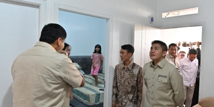 Pemerintah Serahkan Rumah Subsidi untuk Guru, Wujud Konkret Bantuan Rumah untuk Rakyat
