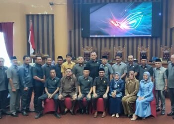 Ketua Komisi III DPRD Tanah Bumbu Ucapkan Terima Kasih dan Selamat kepada Sekda yang Pamit Undur Diri