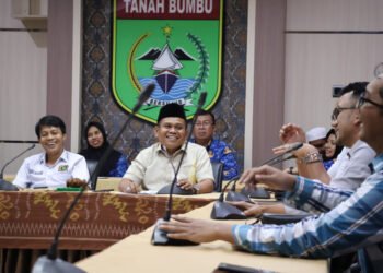 Komisi III DPRD Tanah Bumbu Gelar RDP Bahas Permasalahan Buruh PT. PPA
