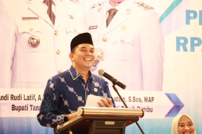 
					Konsultasi Publik RPJMD Tanbu, Bupati Andi Rudi Latif : Kiblat Pembangunan Daerah 5 Tahun
