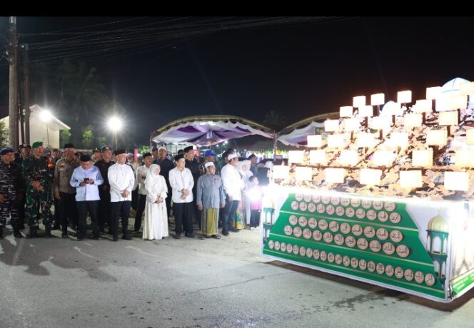 
					Festival Tanglong 2025: Wakil Bupati Tanbu Lepas Peserta, Semarakkan Semangat Persatuan