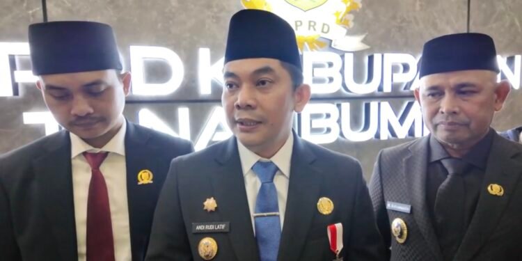 Bupati Tanah Bumbu Andi Rudi Latif Sampaikan 7 Misi Pembangunan untuk Wujudkan Tanah Bumbu Maju dan Berkelanjutan