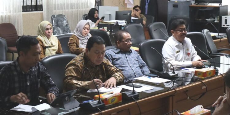 Seleksi Anggota KPID Kalsel, Ketua Tim Seleksi Laporkan Hasil Administrasi
