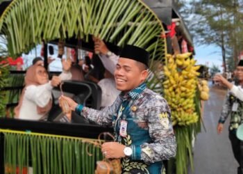 Pawai Taaruf MTQN XXII Kecamatan Kusan Hilir Meriahkan Jalanan dengan Konsep Islami