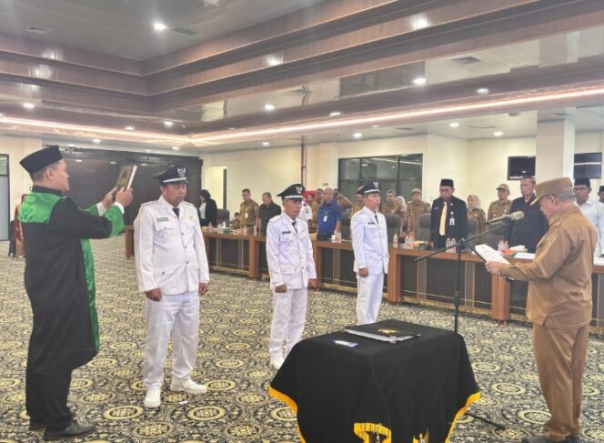 
					3 Kepala Desa Pengganti Antar Waktu Dilantik Bupati Kotabaru.