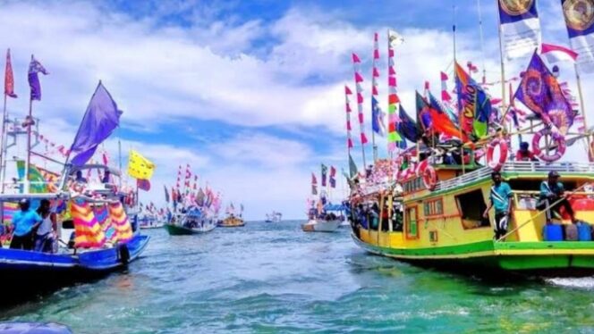 
					Pagelaran Perdana Pesona Budaya Tanah Bumbu.