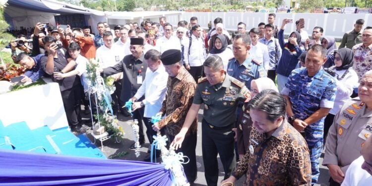 Simbol dalam Menjaga Keamanan dan Stabilitas Daerah, Gubernur Kalsel Resmikan Gedung BINDA Kalsel