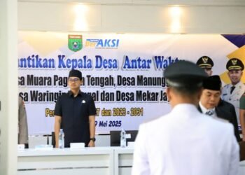 Ketua DPRD Hadiri Pelantikan Empat Kades Antar Waktu di Tanah Bumbu