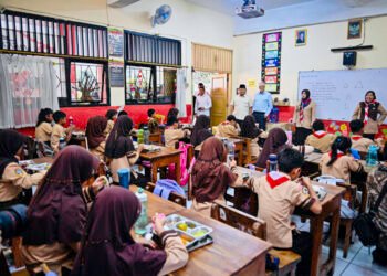 Presiden Prabowo Tinjau Pelaksanaan MBG dan Cek Kesehatan Gratis di Sekolah Bersama Bill Gates
