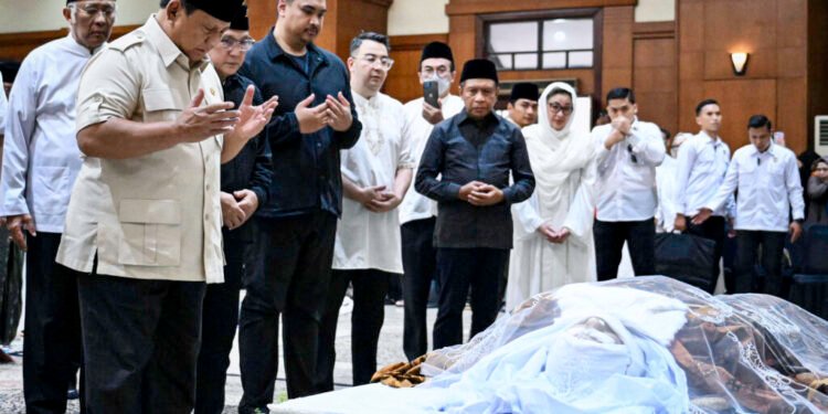 Presiden Prabowo Subianto Melayat Almarhum Eddie Mardjoeki Nalapraya: Beliau Contoh Patriot Sejati