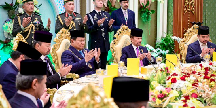 Harmoni Rasa dan Budaya: Presiden Prabowo Dijamu Santap Siang Kenegaraan oleh Sultan Brunei di Istana Nurul Iman