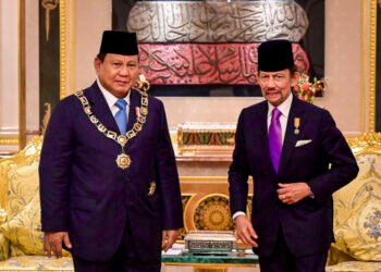 Presiden Prabowo Subianto Terima Bintang Kebesaran Tertinggi Brunei Darussalam dari Sultan Hassanal Bolkiah