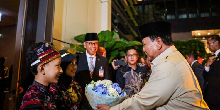 Kehangatan Diaspora Indonesia Sambut Kedatangan Presiden Prabowo di Bangkok