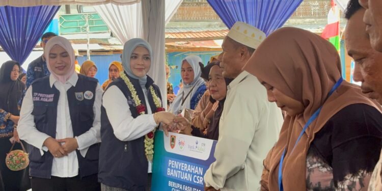 Tingkatkan Kesehatan Masyarakat, Dinas PUPR Kalsel Salurkan Bantuan Pembangunan 8 Unit Tangki Septik