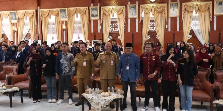 Gubernur Kalsel Dorong Peran Strategis Pemuda dalam Pembaruan Hukum Nasional