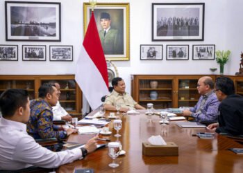 Presiden Prabowo Bahas Percepatan Hilirisasi dan Peningkatan Lifting Migas Bersama Jajaran Menteri