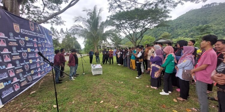 Journalist Camp Hari Ke-2, Wartawan Diajak Jeli Buat Cerita Jadi Berita Menarik