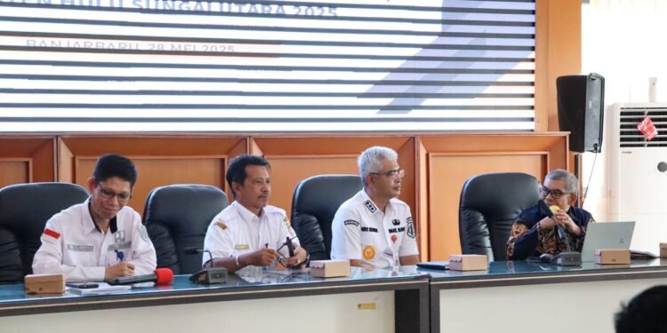 Pemprov Kalsel Gelar Rapat Forum Penataan Ruang, Bahas Revisi RTRW Kabupaten Hulu Sungai Utara 2025