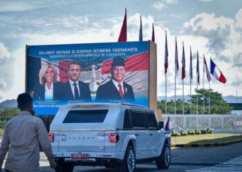 Presiden Prabowo Tiba di Yogyakarta, Sambut Langsung Presiden Macron untuk Tinjau Akmil Magelang