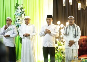 Pemkab Tanbu Hadiri Haul ke-8 Al-Ustadz Amiruddin, S.Ag Bin H. Musaid