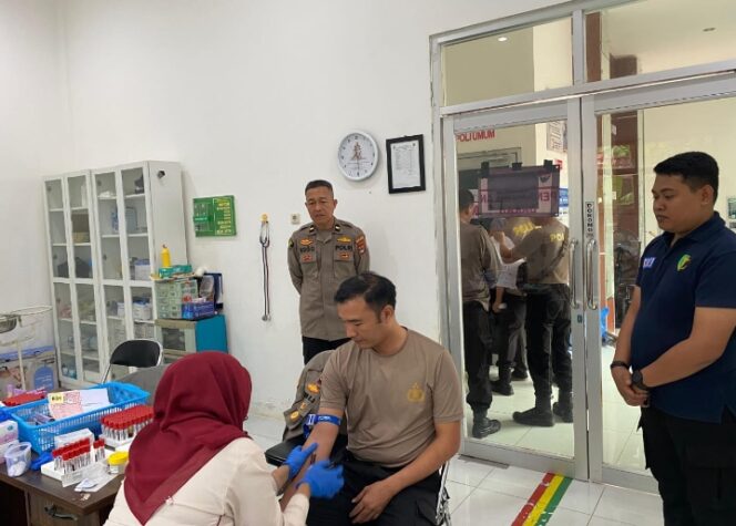 
					Polres Kotabaru Gelar Pemeriksaan Kesehatan Berkala Tahun 2025