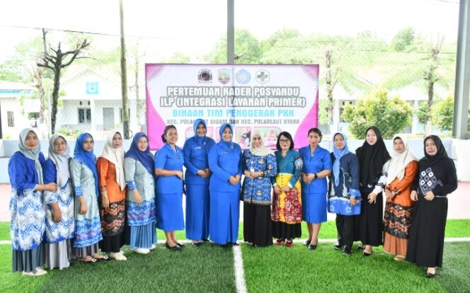 
					Ketua Tim Penggerak PKK, Ny. Suci Anisa Rusli Hadiri kegiatan Acara Pertemuan Kader