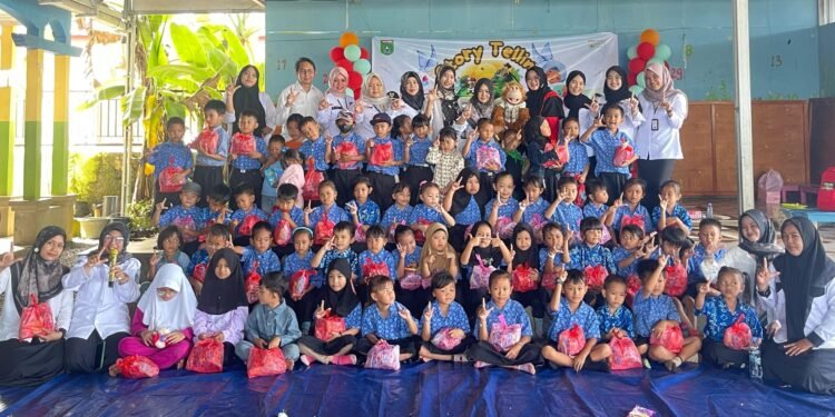 Tanah Bumbu Hidupkan Imajinasi Anak Lewat Kegiatan Story Telling di TK Ganda Suli