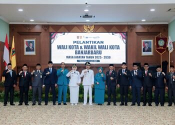 Bupati Andi Rudi Latif Hadiri Pelantikan Walikota dan Wakil Walikota Banjarbaru