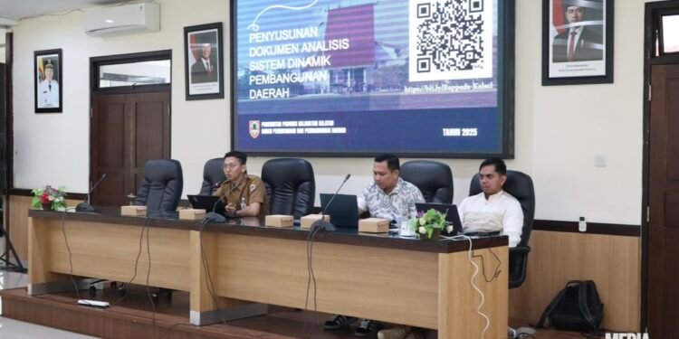 Bappeda Kalsel Ekspose Rancangan Akhir Laporan Analisis Sistem Dinamik Pembangunan Daerah