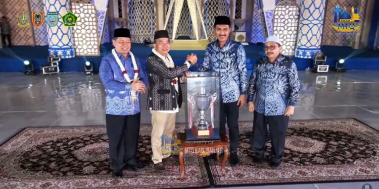 MTQ Nasional Tingkat Provinsi Kalsel ke-36 Resmi Ditutup, Gubernur Kalsel Sampaikan Apresiasi dan Harapan untuk Membumikan Al-Qur’an