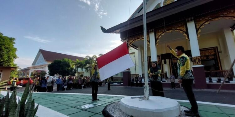 Diskominfo Kalsel Peringati Apel Harganas Ke-32, Perkuat Solidaritas Kekeluargaan Pegawai