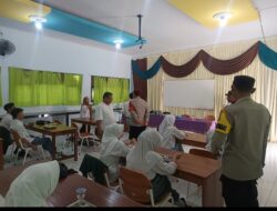 Polres Kotabaru Kawal Penyaluran Program MBG Untuk 1.143 Siswa di Sekolah.