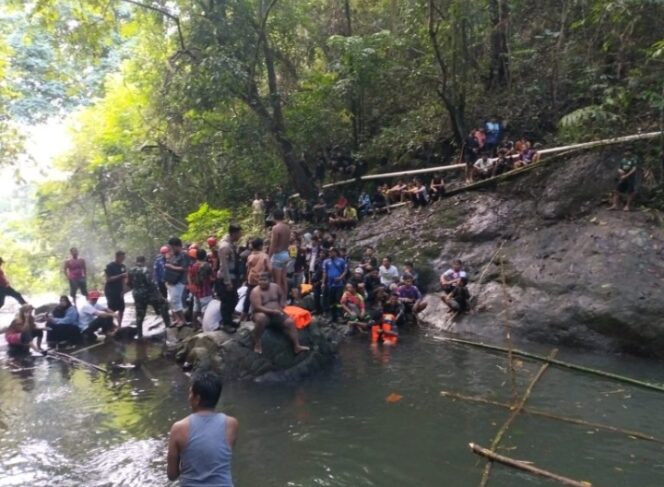 
					Seorang warga ditemukan Tewas Tenggelam di Bendungan (DAM) Desa Gunung Ulin, Kotabaru.