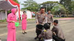 Upacara Korps Raport Kenaikan Pangkat Personel Polres Tanah Bumbu Berlangsung Hikmat