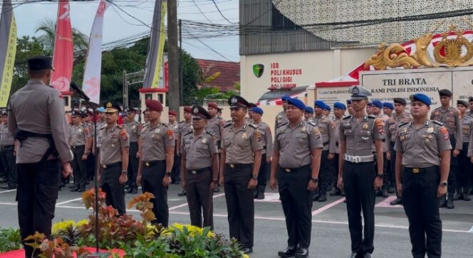 
					Upacara Korps Raport Kenaikan Pangkat Pamen, Pama, dan Bintara Polri di Polres Kotabaru*